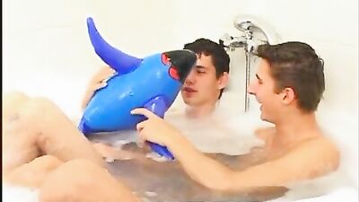 Just A Bath!: Hardcore Cum Shots and Oral Delights with Huge Dicks