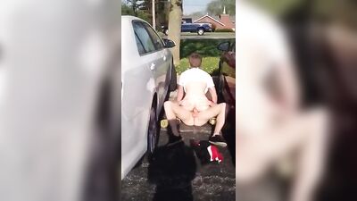 Sex in the car park : Public Outside Adventure