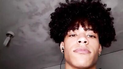 Brazilian Big Cock Amateur Bisexual Sex Tape: Hot Brazilian Boy Gets Fucked