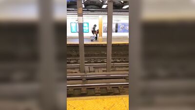 Public Fucks - A Gay Couple in NYC