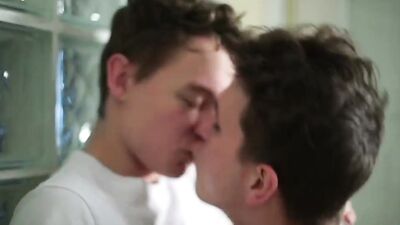 Cyril et moi Twinks Porn: Action-Packed Gay Porn Video with Cum Shots!