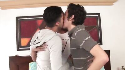 Latin Bare 3 Way Gay Porn Tube: Explore the Heat with Latin Hunks in a Hot Three-Way Action!