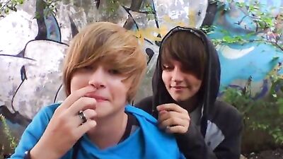 Young Love - Amateur Webcam Boys Reveal All!