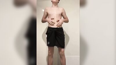 Jack tub sexy men: explore v-line and abs in the bathtub!