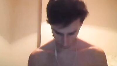 Gay Cam Seduction: Nice Boy!