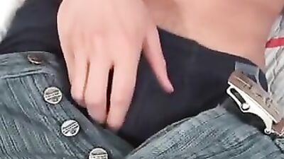 Young stud wanks in the shower for your pleasure!