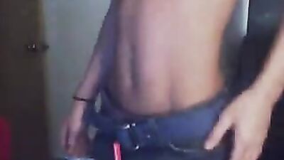 High Hairs Web-Cam Adventure: Amateur Voyeur Meets His Friend!