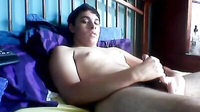 Gay Porn: Ryno Grahams Web-Cam Handjob