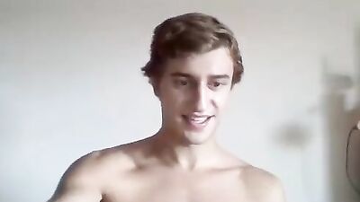 Portuguese Handsome Guy Masturbates on Webcam - The Ultimate Handjob Experience