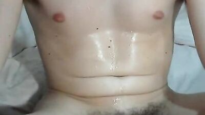 Young & Wild - Roberto Makes Webcam Handjob with His Boyfriend!