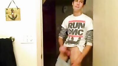 Run dmcs Fan: Solo Gay Porn Adventure