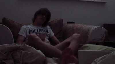 Webcam Cum Shots - US Boy Pounded on the Sofa!