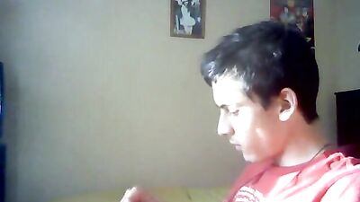 Handsome Webcam Cumshots: A Quickie with Benefits