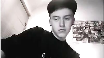 18 Abadies Web-Cam Handjob Adventure: A Gay Porn Video Experience!