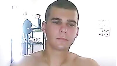 Gay Porn - Achille 19 - Handjob Web-Cam