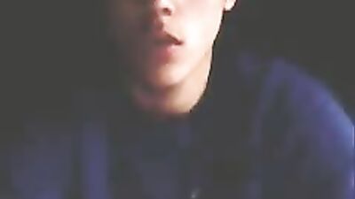 19 Brandons Web-Cam Handjob: A Gay Porn Experience