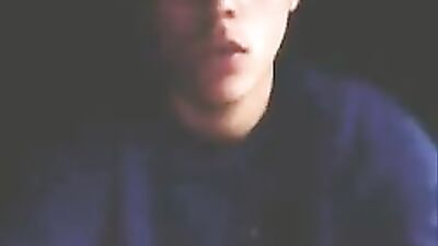 19 Brandons Web-Cam Handjob: A Gay Porn Experience