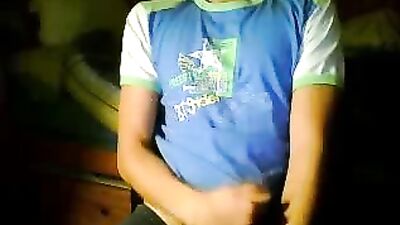 Gay Porn: Cedrics Handjob Delight!