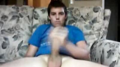 Big Cocks Reign Supreme: Twink Wank-Fest!