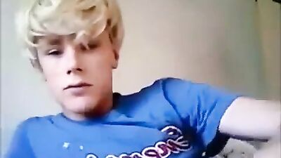 Gay Cam Lust: Web-Cam Cute Boys Expose Their Bodies Online!