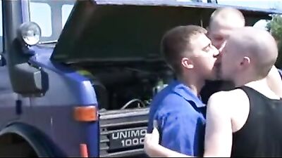 Skinheads Unleashed: German Bareback Edition