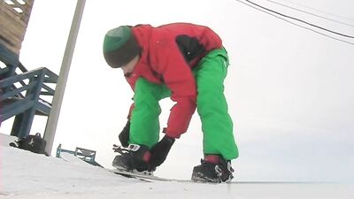 Snowboarding for Blond Fun Boys!
