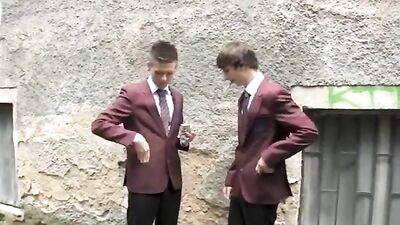 Gangbang in the Lockerroom: Action-Packed Gay Porn Adventure!