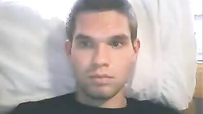 GayPornVidWebCamHandjobLiam22