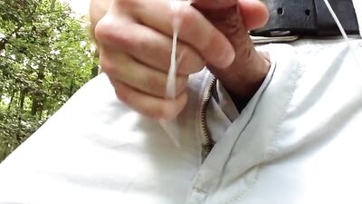 Teen Jerk-Off & Cumshot Outside Exposed - Public Voyeur