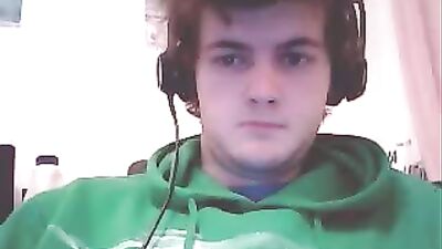 Mathis 21: Raw Web-Cam Handjob Exposure!