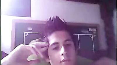 Nestors Web-Cam Handjob Adventure