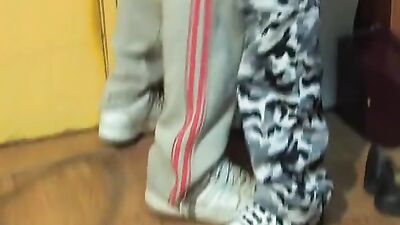 Pretty Twink Bareback Cum Shots