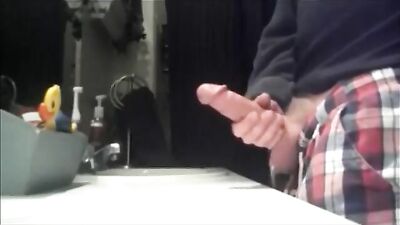 Quick jerk off into sink