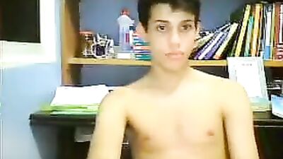 Home Peacefully Web-Cam Handjob