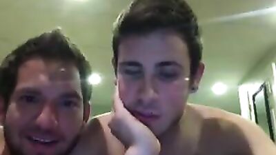 Gay Porn Video Collection: Amature Oral Handjob Contact between Couples