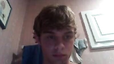 Gay Bathroom Web-Cam Blond Boys Handjob - In the bathroom!
