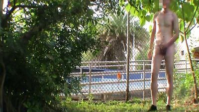 Stroke in Public: Amateur Solo Adventure