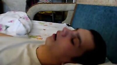 Raw and Dirty Webcam Cumshots with Xxx - Dont Get Drunk and Pass Out at This Dudes House!