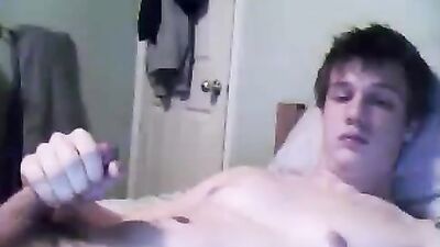 Masturbating in Bed: Blond Boys Web-Cam Handjob!