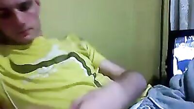 Young & Wild: Gay Webcam Handjob Extravaganza