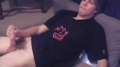 Skate Boys Solo Adventure - The Ultimate Wank Session!