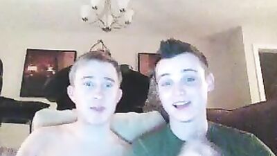 A happy day with her ​​boyfriend