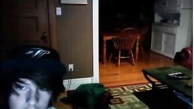 Masturbating in Mississippi: Cum Shots and Web-Cam Handjobs - A Gay Porn Video