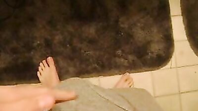 Amateur Naked Bathroom Escapade - Hardcore Gay Porn Video!