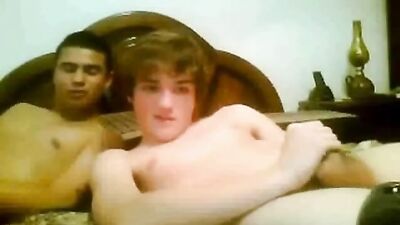 Gay Web-Cam Twinks: Amateur Fun on Live Cams!