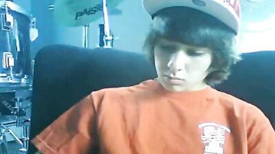 Cumming Out Hard! - Twink Solo Action