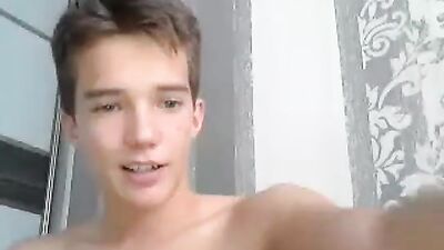 Cumming Laughter - A Young Blondes Jacking Adventure