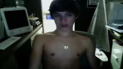 Gay Porn Amateur Solo Boy Wanking - (187 chars)