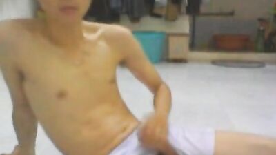 Asian Cum Shots Handjob - Young Vietnamese Masturbating