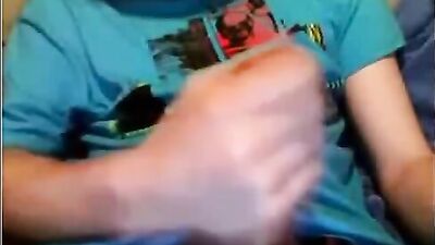 Gay Pride Web-Cam Experience: Straight Teen Cumshot